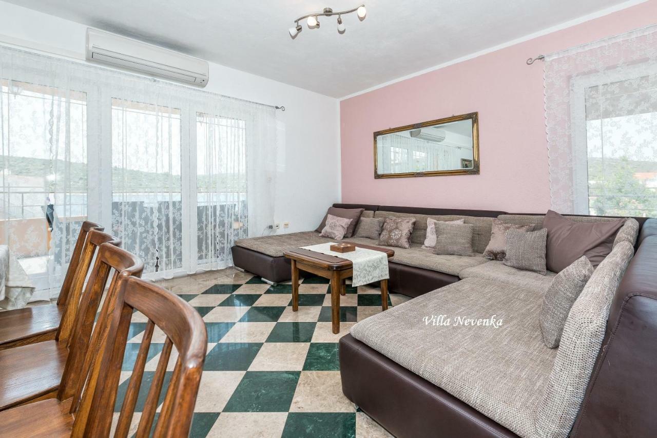 Apartments Villa Nevenka 로고즈니차 외부 사진