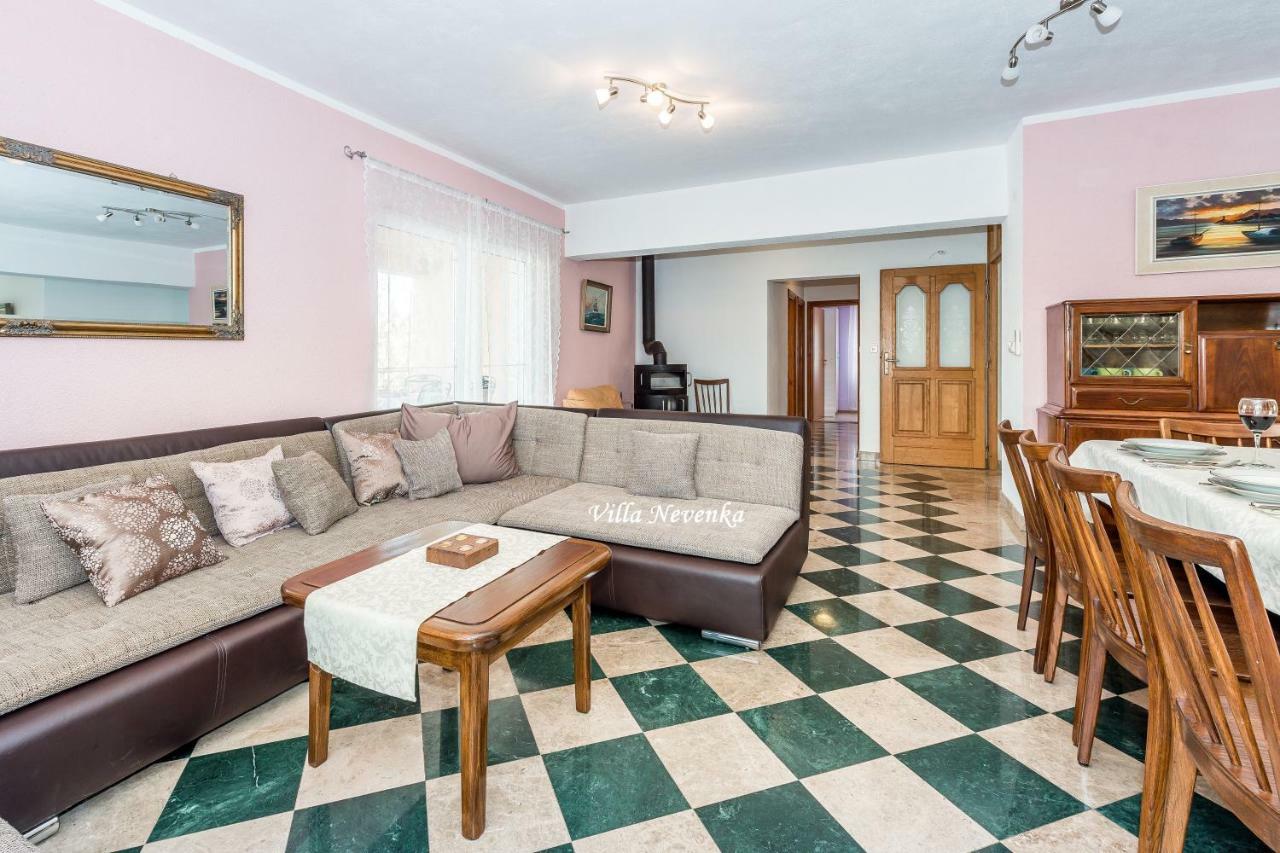 Apartments Villa Nevenka 로고즈니차 외부 사진