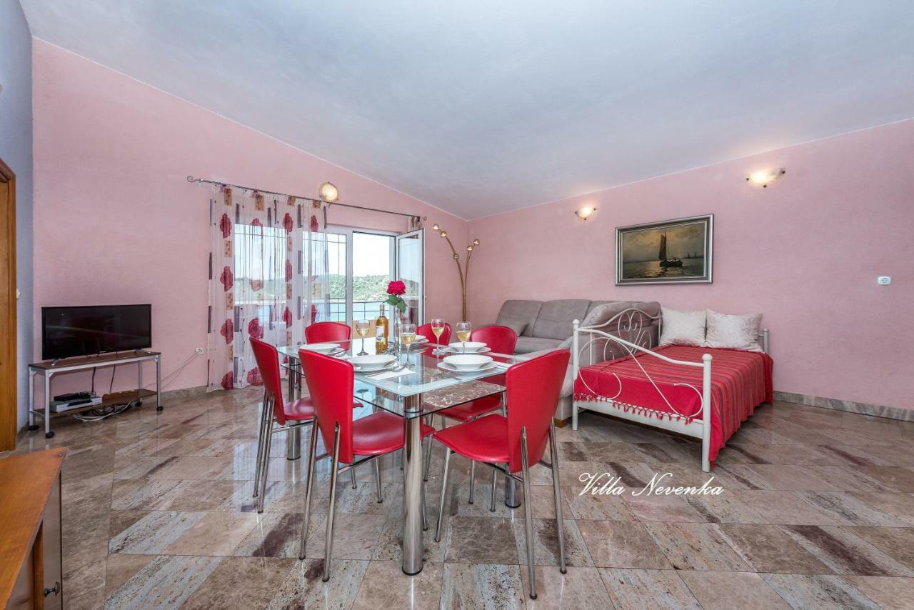 Apartments Villa Nevenka 로고즈니차 외부 사진