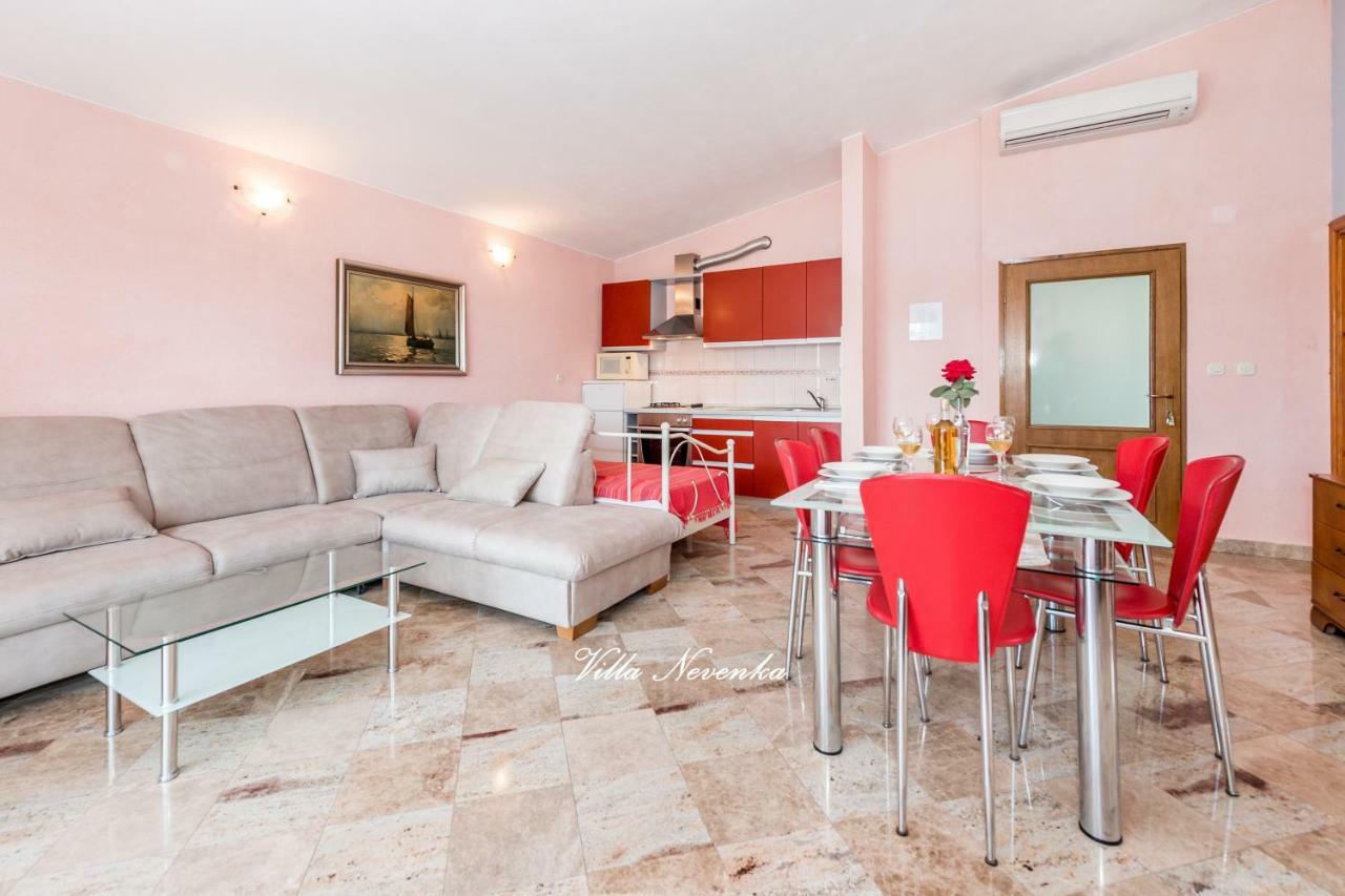 Apartments Villa Nevenka 로고즈니차 외부 사진