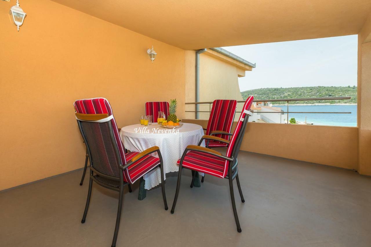 Apartments Villa Nevenka 로고즈니차 외부 사진